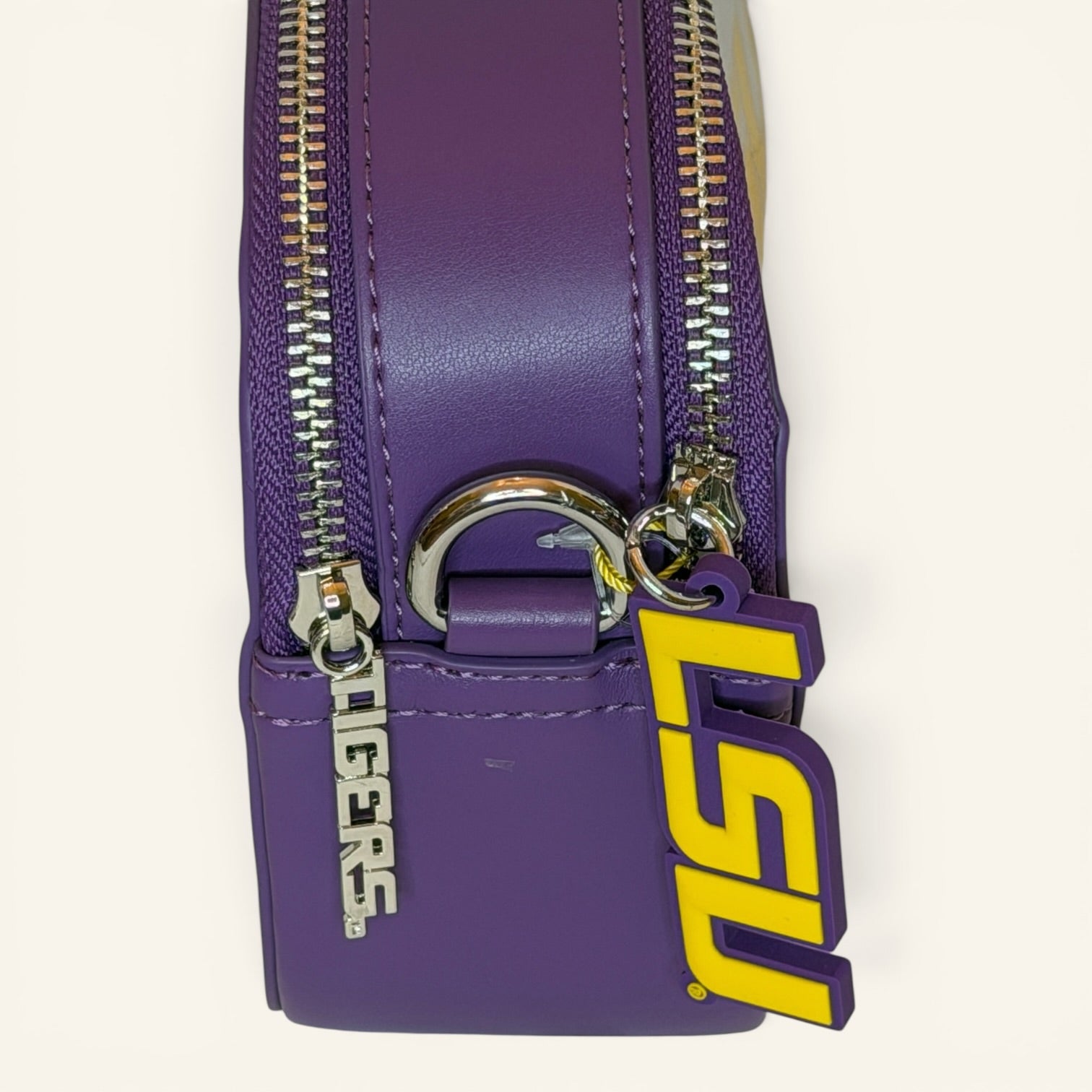Louisiana State University Tigers Clear Camera Bag – Purple